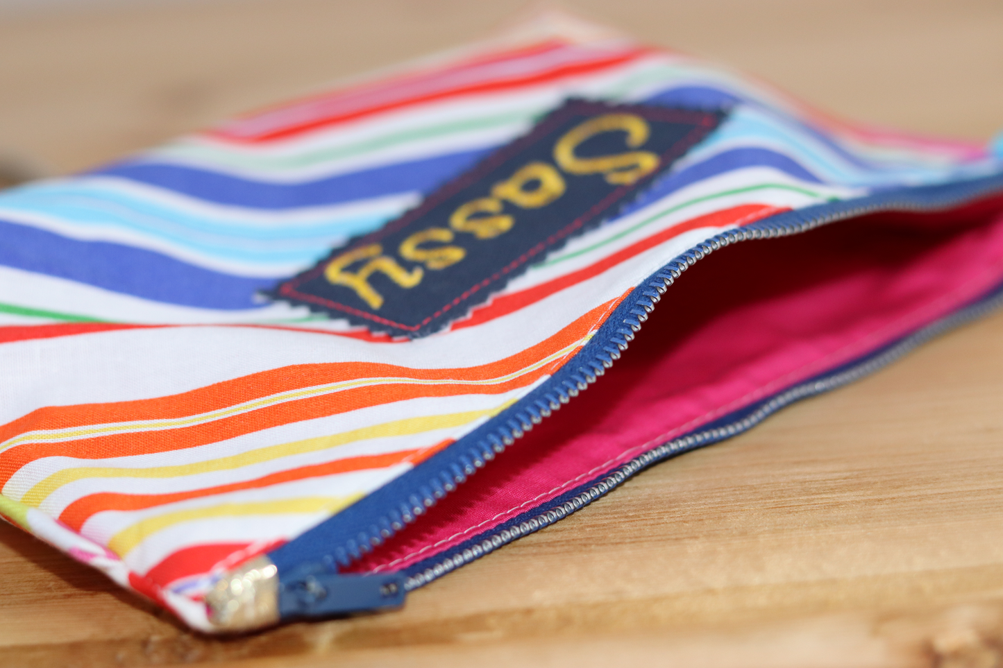Zipper Pouch Bag - Sassy