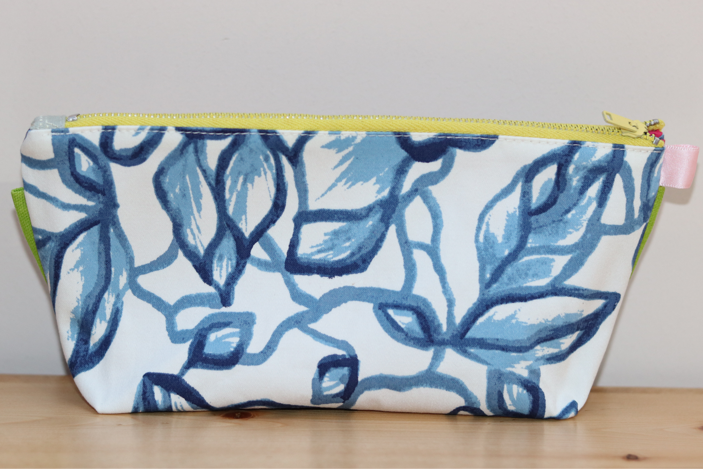 Zipper Pouch Bag - Gorgeous