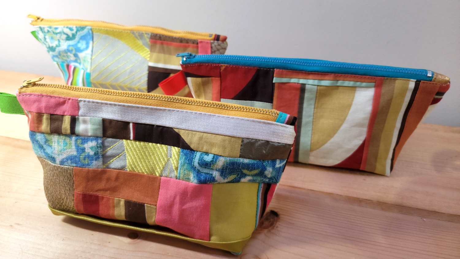 Various zipper pouches