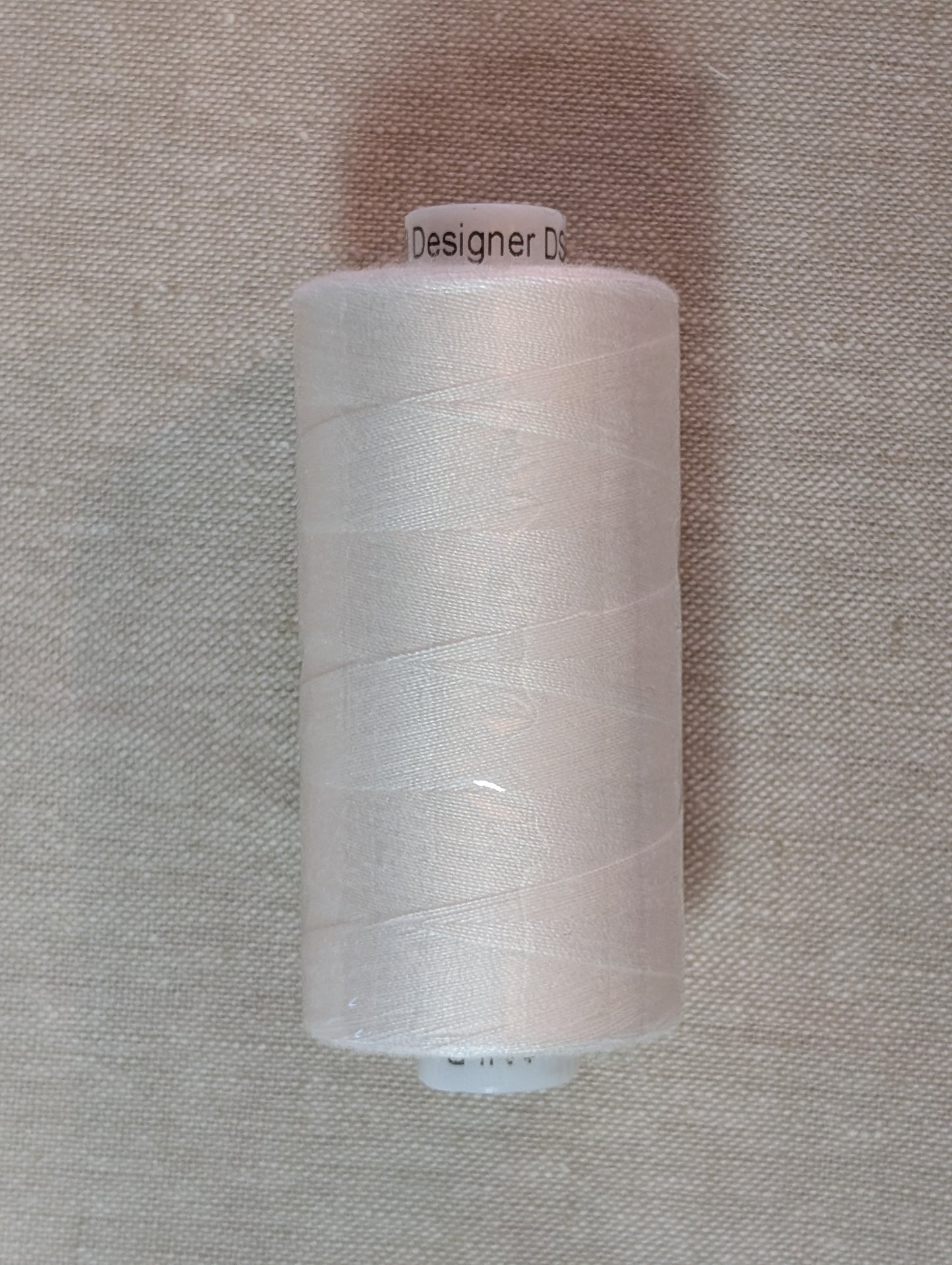 WonderFil Designer 40wt All Purpose Poly Thread - White DS426