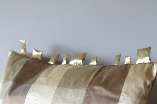 Throw Pillow Cover - Gold Sparkles