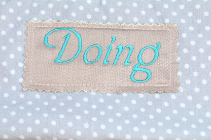 Zipper Pouch Bag - Embroidery Doing Gray