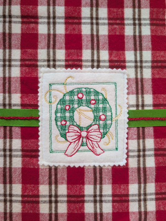 Red and Green Table Runner Christmas Wreath Embroidery