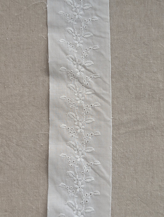Martha Pullen Cotton Swiss Embroidery Insertion in White - Flower