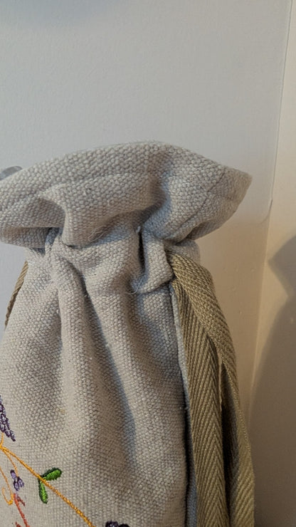 Personalized Embroidered Wine Gift Bag | Monogrammed Hostess & Housewarming Gift