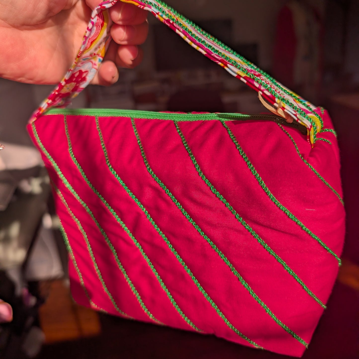 Unlock Your Serger’s Potential: Make a Makeup Bag – Advanced Serger Sewing Class